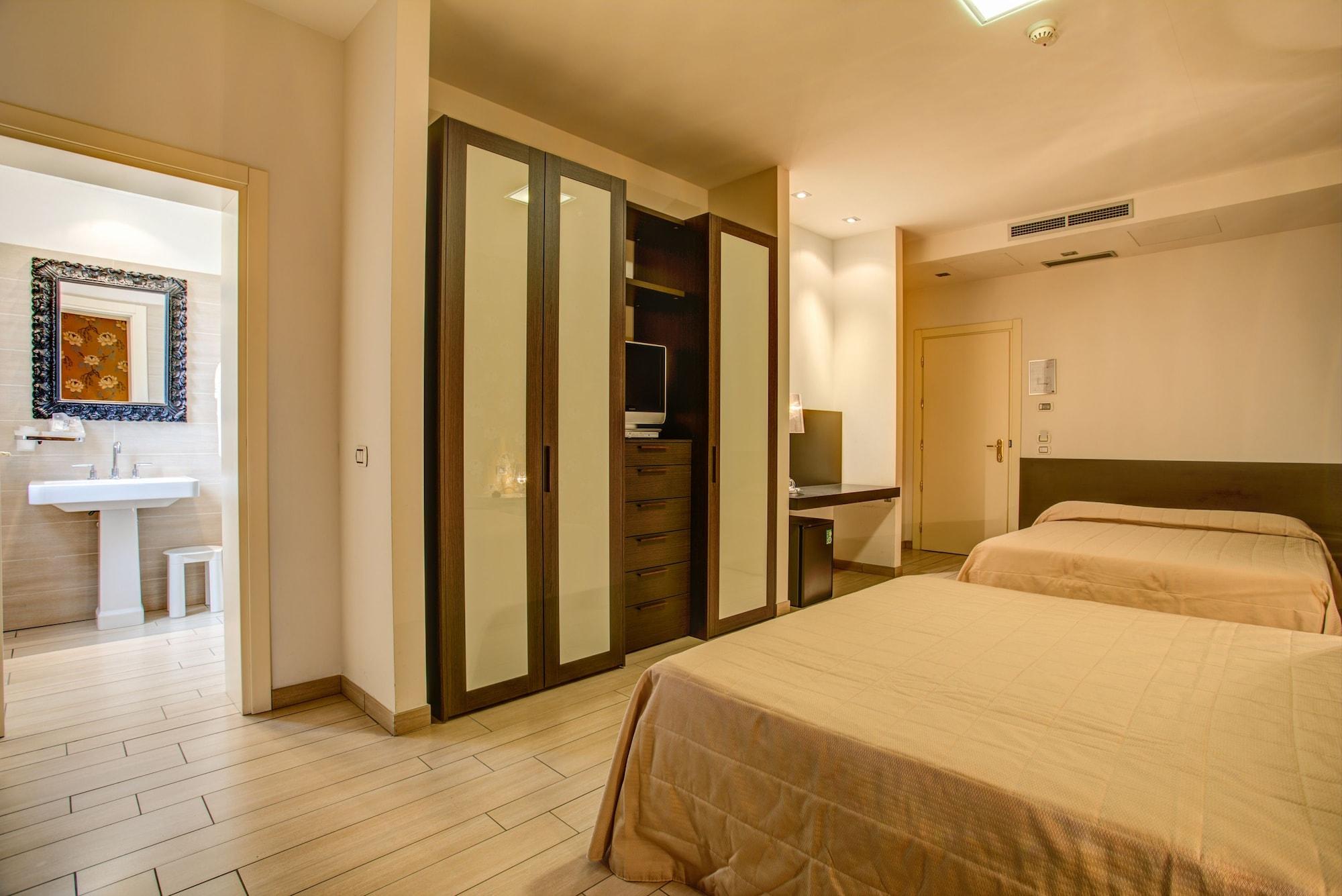 Hotel Fiamma & Spa Cesenatico Exterior foto