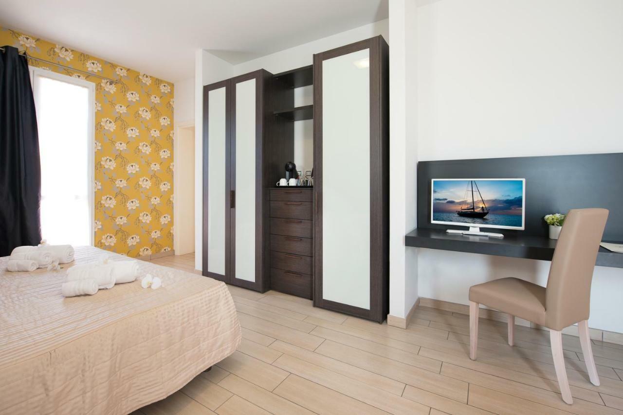 Hotel Fiamma & Spa Cesenatico Exterior foto