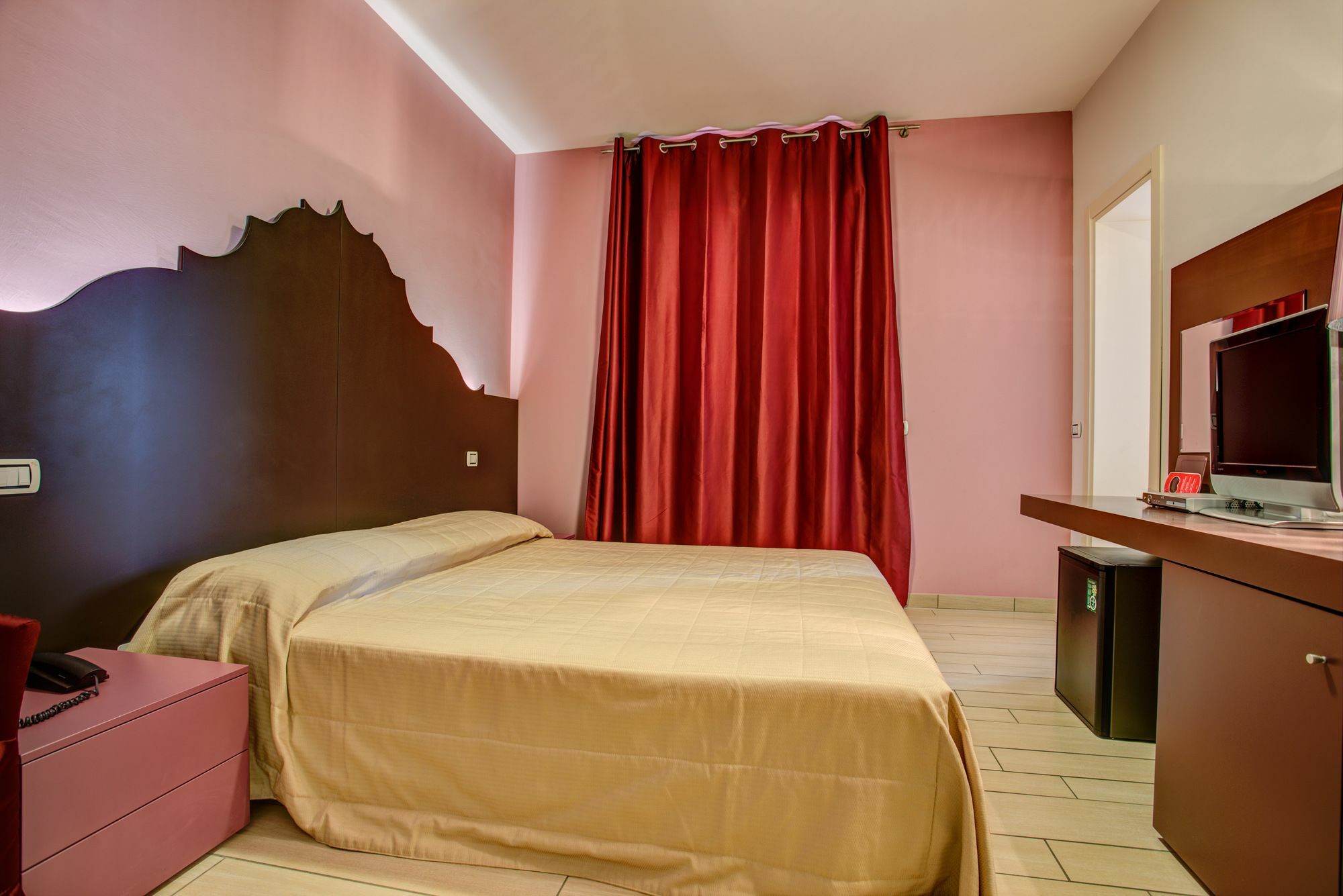 Hotel Fiamma & Spa Cesenatico Exterior foto